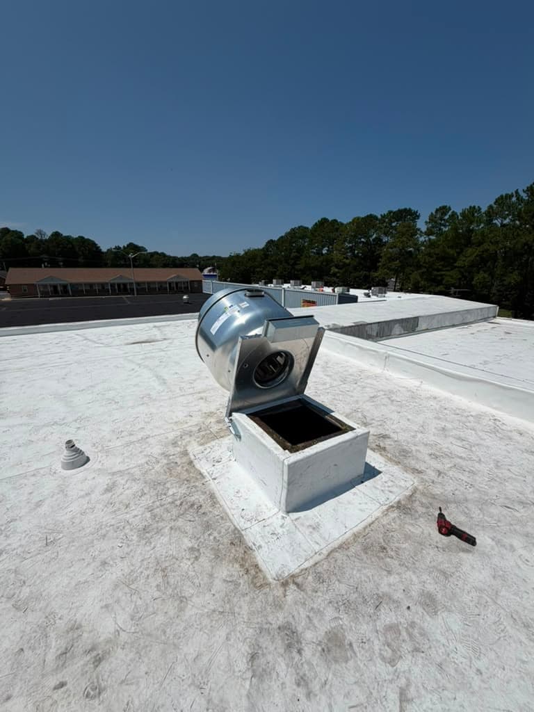 Kitchen Exhaust Hood Electrical Services for Restaurants | DC, MD & VA | (800) 200-2134 — commercial kitchen hood service